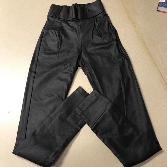 White Fox Women’s Pant - Picture 12 of 16